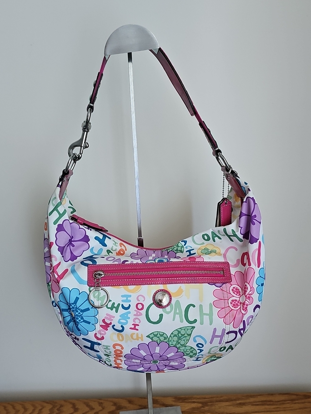 Coach Poppy Scribble Floral Crescent Hobp